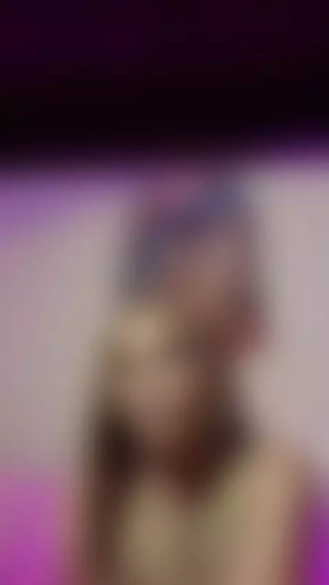 I found some fun toys, shall we play? by antonellacopper