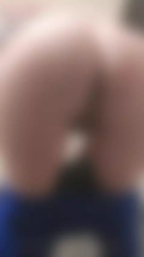 cuando rstoy bellaca en el trabajo y quisieras por los 2 lad... by chikitalabebe