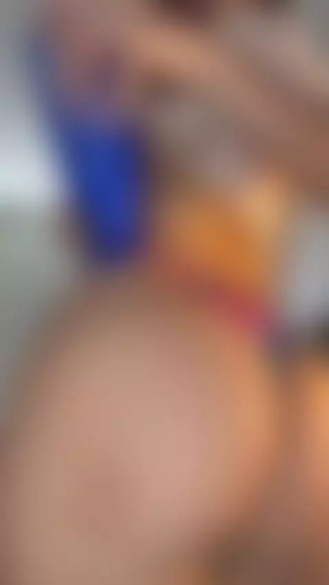 Keep watching if you love curves 🍑💋 by iam-sofia