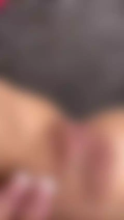 Message me, let’s see where it goes 💋 by saracutiepie