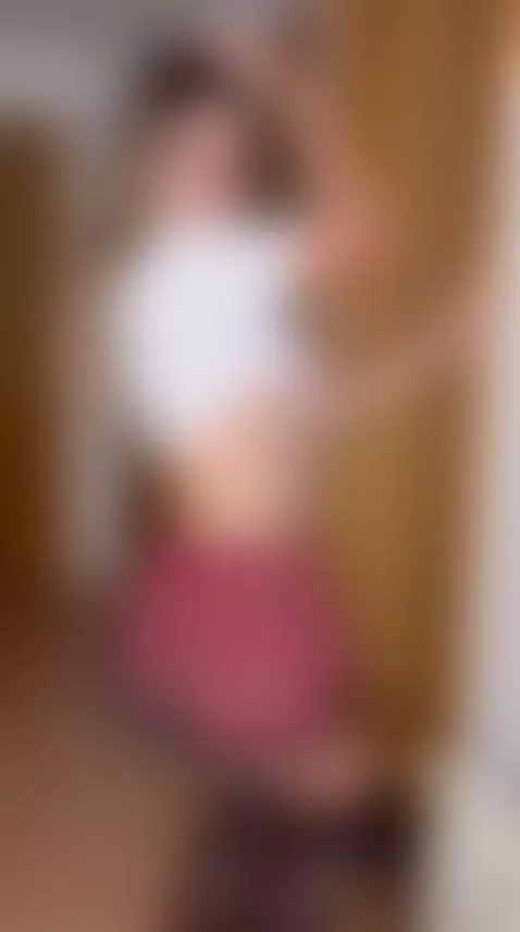 I’m just one message away 💕 by saracutiepie