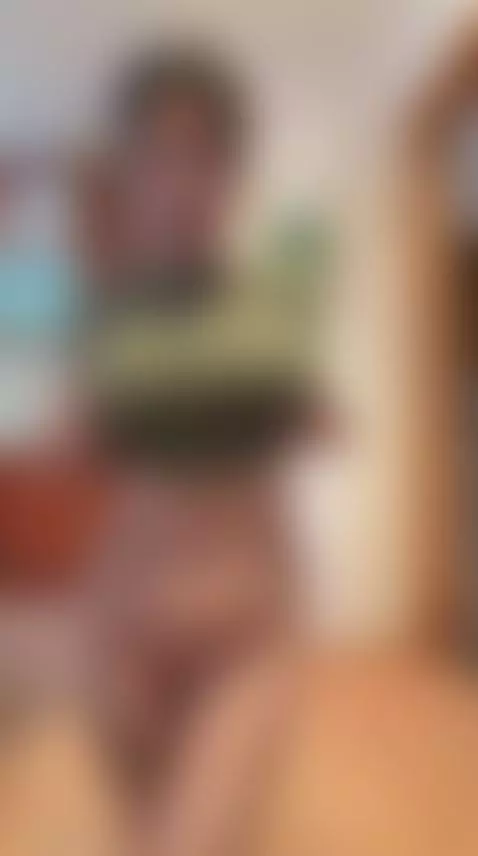 thickthighs, slut, pussy by saracutiepie