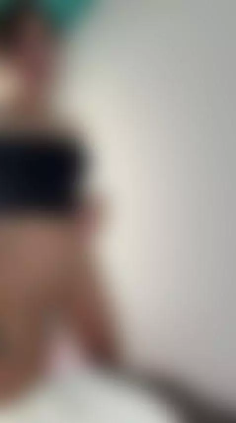 Tits jiggling, dick being jerked off by saracutiepie