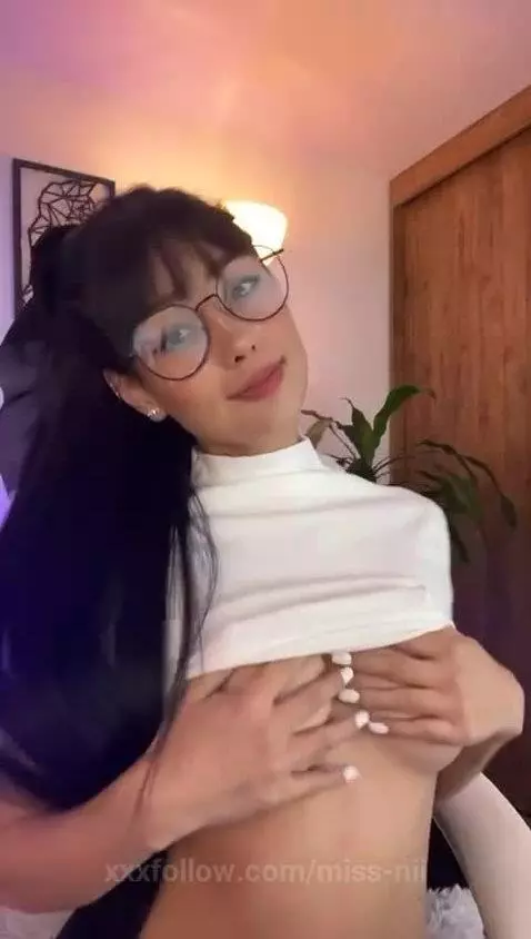 Nerdy Girl by miss-nii