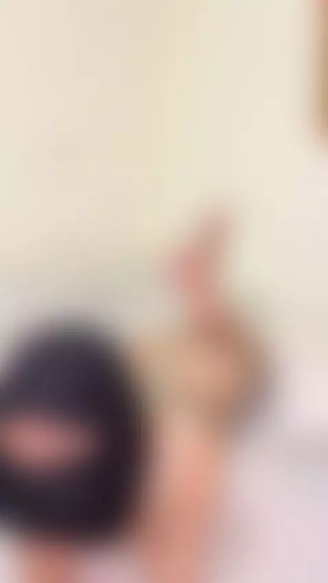 Blessed soles, sinful thoughts. by arabalya