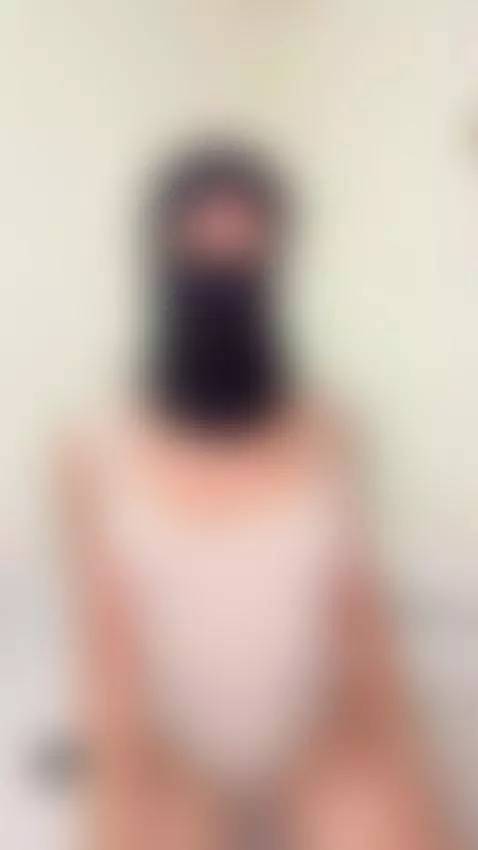 Titties that pray… for your attention. by arabalya