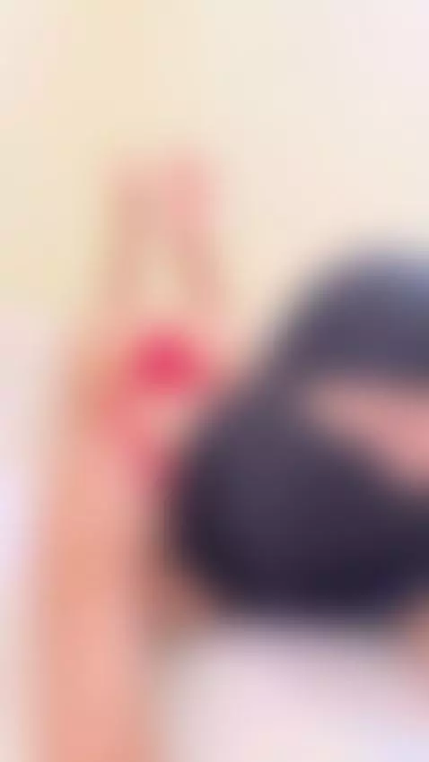 Feeling frisky from the toes up! 😜 by arabalya