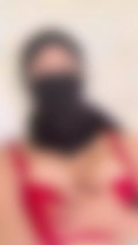 A cheeky cleavage tease to brighten your scroll! 🔥 by arabalya