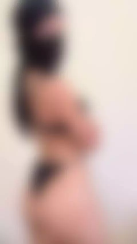 Every curve has its story. by arabalya