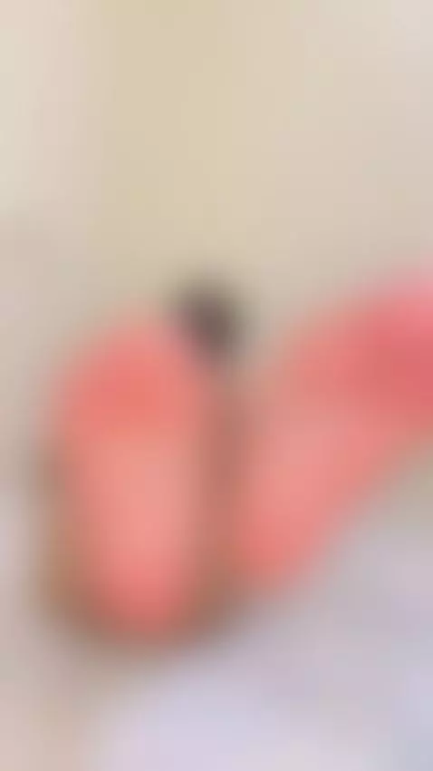 Toes curled… are you watching? by arabalya