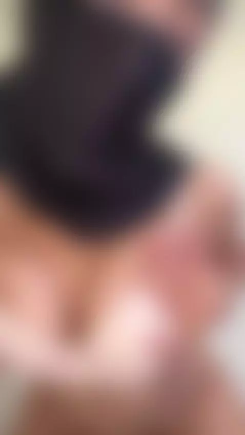 The girls came out to play tonight 😏💦 by arabalya