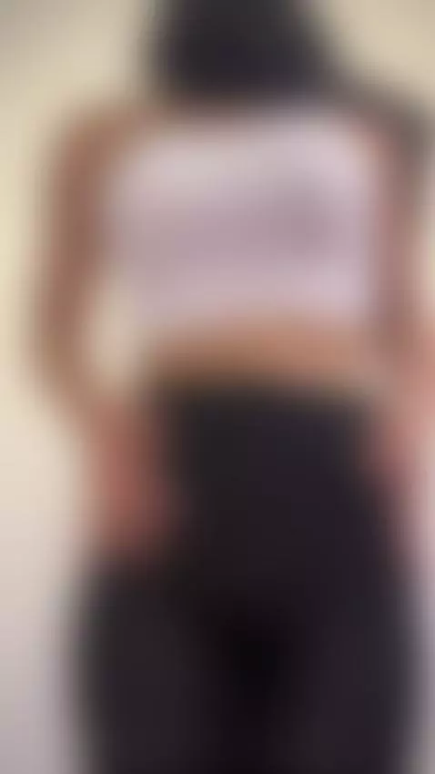 Catching me in the act… fingers can’t behave 💦 by arabalya