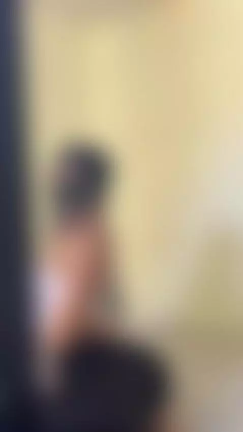 Twerk after twerk, this ass doesn’t quit by arabalya