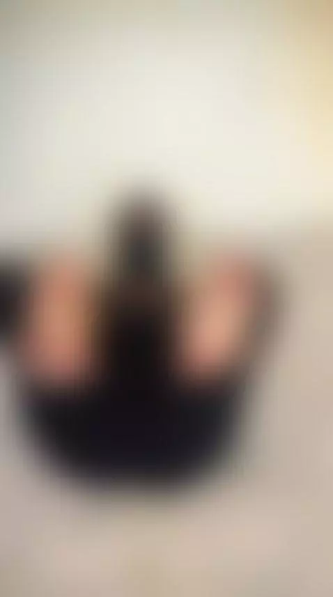 Just me, my hijab, and my pretty little Muslim feet teasing ... by arabalya