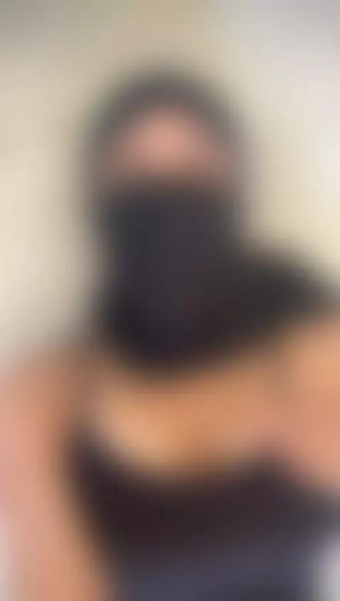 Halal face, haram chest 😇🍈 by arabalya