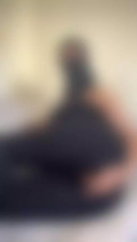 A hijabi’s fingers know what heaven really feels like 😏🧕 by arabalya