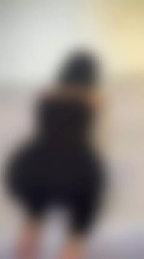 Arab ass made to tempt saints and sinners alike 🔥👀 by arabalya