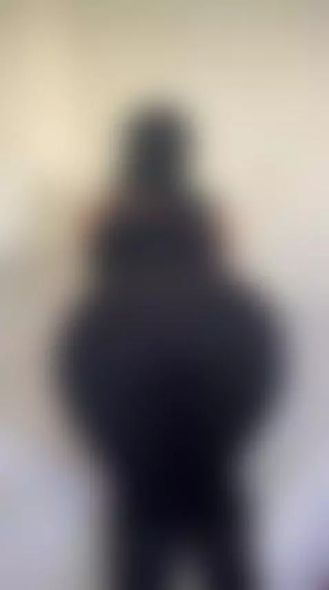 This hijabi ass wasn’t made to be ignored 🍑🧕 by arabalya