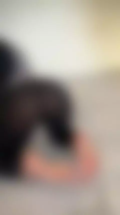 Hijab on, toes out — these Muslim feet are your quiet obsess... by arabalya