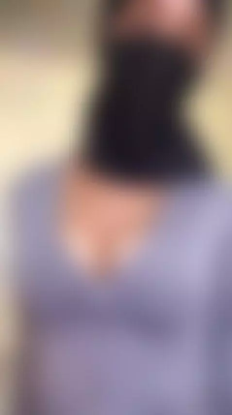 Arab titties bouncing under loose silk… no bra, no shame, ju... by arabalya