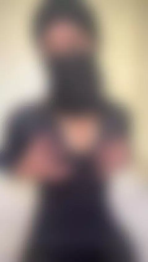 These Arab tits need attention 😇 by arabalya