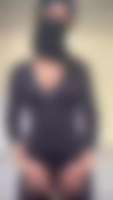 Wet fingers, warm thoughts 🥵 by arabalya