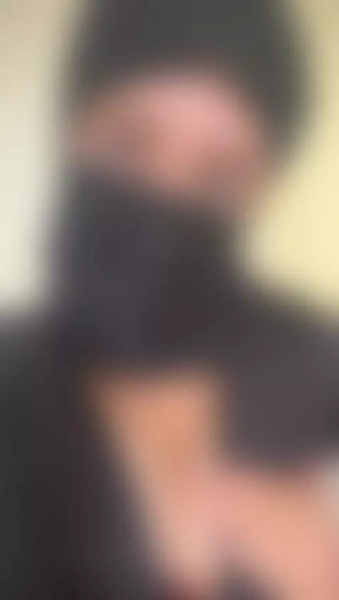 Halal girl, haram titties 😈 by arabalya