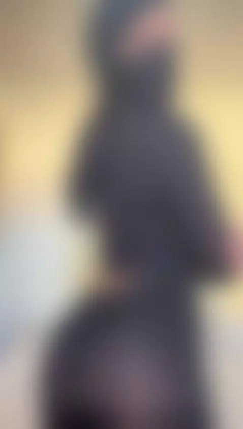 look but don’t touch 😈 by arabalya