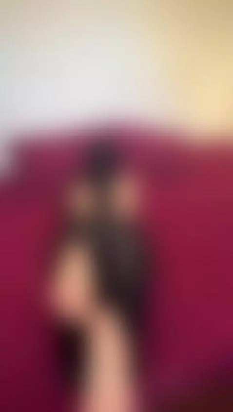 blink and you’ll miss it 😈 by arabalya