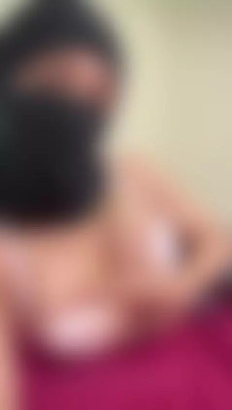 Arab titties bouncing under loose silk… no bra, no shame, ju... by arabalya