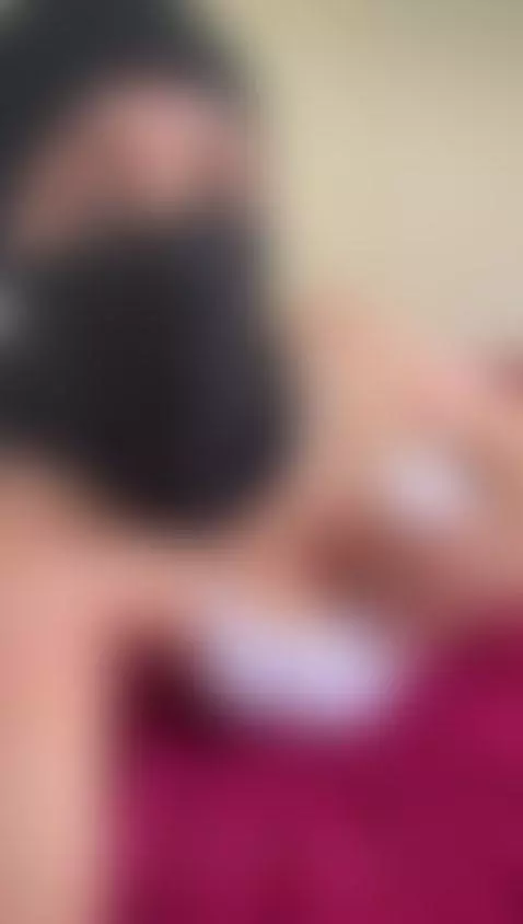 Hijab above, heavy Arab boobs below… balance 😏 by arabalya