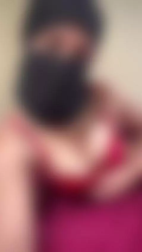 My titties need your full attention 👀💦 by arabalya