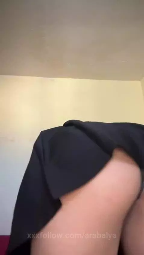 Don’t stare too long. Or do. by arabalya