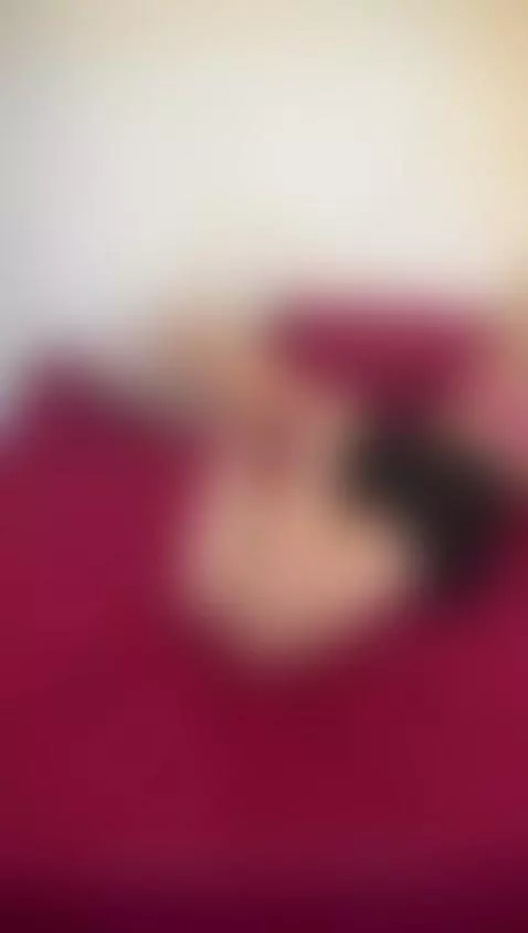 Foot tease in full effect 😏 by arabalya