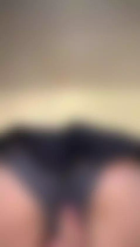 one hand. one goal. 😮‍💨 by arabalya