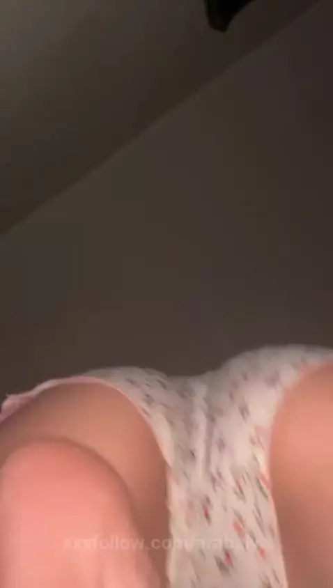 Can you handle all this Arab booty? 😏 by arabalya