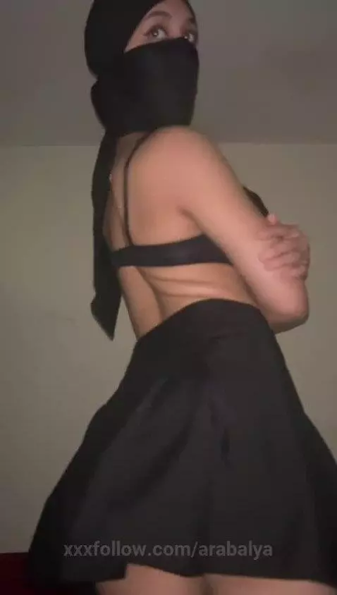 Too much haram in one perfect ass. by arabalya