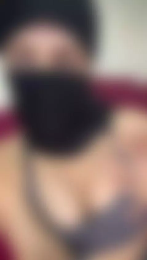 Boobs that demand attention. by arabalya