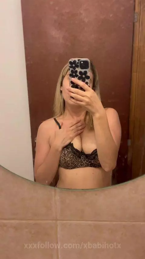 I want to be yours😈 by xbabihotx