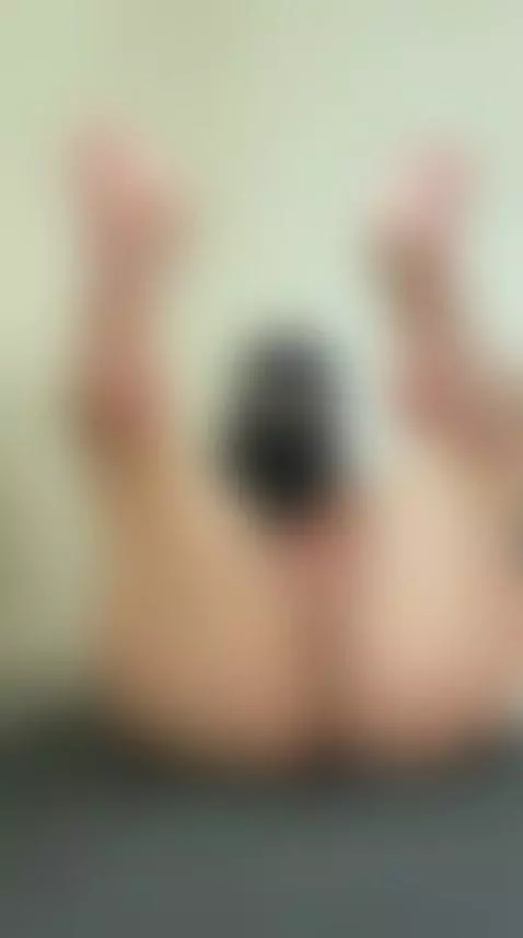 This kitty is soaked and ready to swallow you whole. 🐱 by mayamuslim