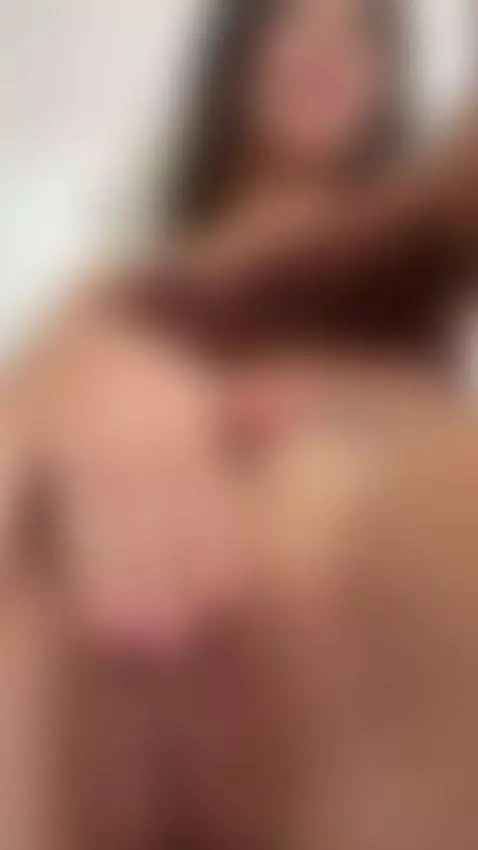 Older guys — would u ever go down on me from behind? by oliveflirt