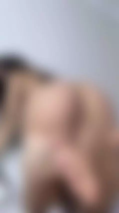 I’m addicted to being a pathetic cumslut 😈 by oliveflirt