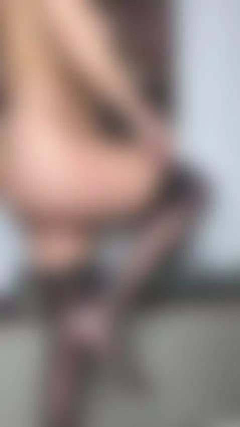 Look but don't tell anyone. 🤫 by wowjennifer