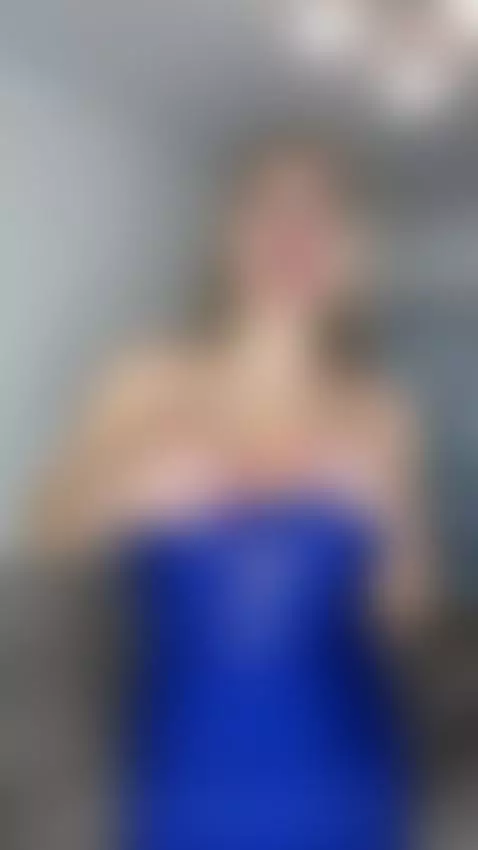 This shows off my curves perfectly by wowjennifer