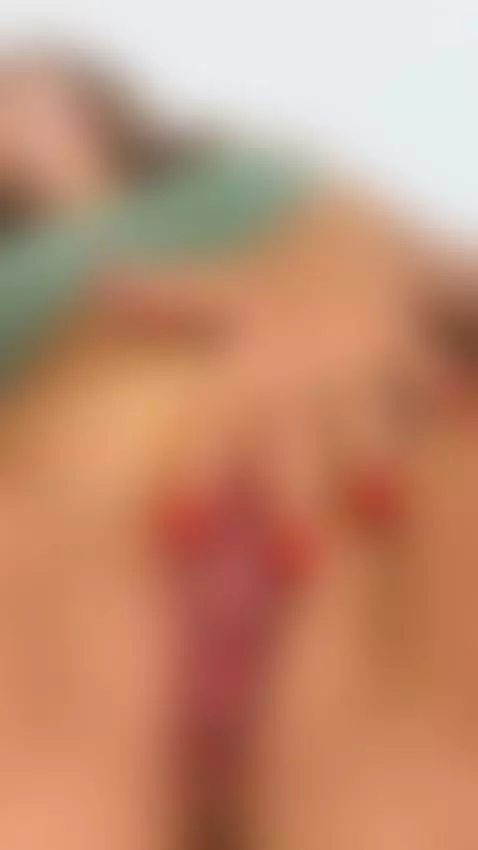 extra tight!! by wowjennifer