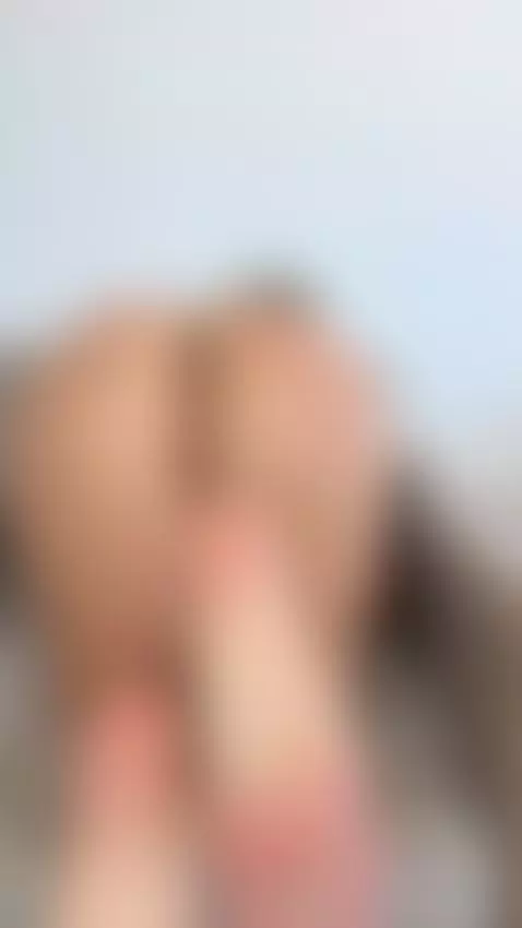 Park behind my juicy ass🍑 by wowjennifer