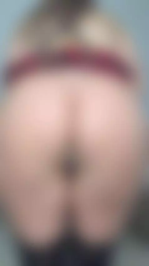 How do you like the ass of a hot teacher's mom?🍑 by wowjennifer