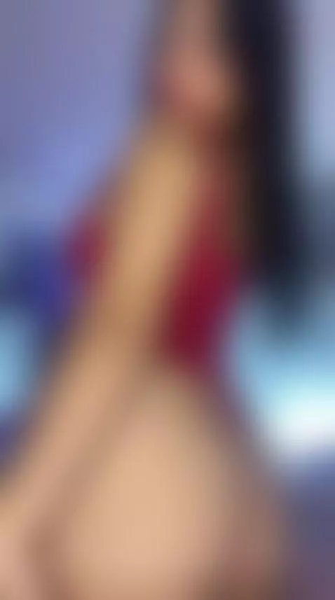 in red because I know that I make you crave  👑 by emma-visconti