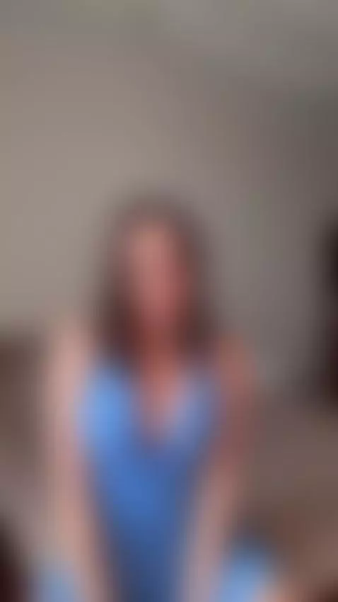 Soft tease here, wild energy on my OF 💋 by alexanoirr