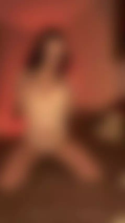 Christmas glow hits different on my OF ✨🎄 by alexanoirr